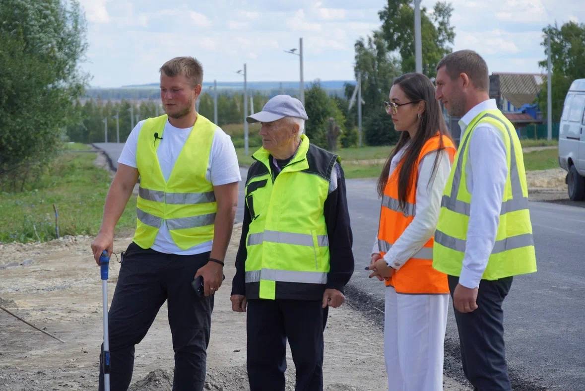 Общественники проконтролировали ремонт региональных дорог в Майнском районе